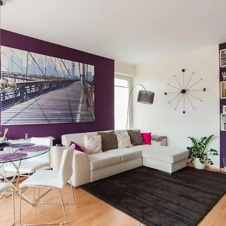 Apartment Skydive *